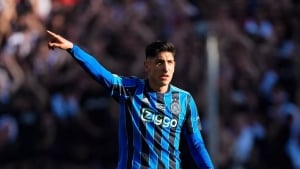 Ayaks Edson Alvaresni qayta sotib olishi mumkin