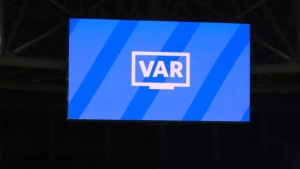 Jermaine Pennant: players should be involved in VAR
