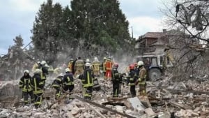 Rossiya zarbalarida Lvovda besh kishi halok bo‘ldi