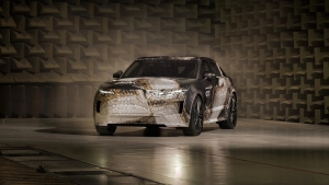 Range Rover brendi o'zining ilk to'liq elektr krossoverini taqdim etdi