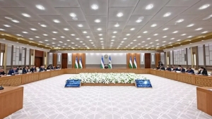 Prezident tibbiyot sohasida katta o‘zgarishlar va’da qildi: shifokorlarning oyligi 1500 dollarga yetadi!
