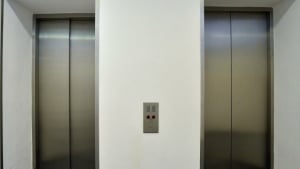 O‘zbekistonda liftlar uchun yangi texnik ko‘rik tartibi joriy qilindi