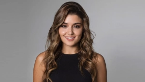 Hande Erchel Londondan 200 million liraga uy oldi