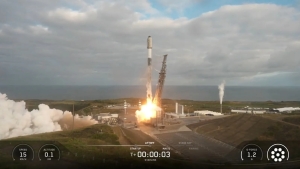SpaceX kompaniyasi orbitaga navbatdagi Starlink sun'iy yo'ldoshlarini uchirdi