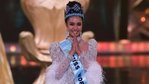 Taylandlik Opal Suchata “Dunyo go‘zali” bo‘ldi