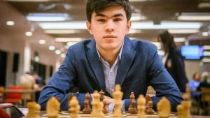 Javohir Sindarov became the world's third grandmaster in the FIDE rating