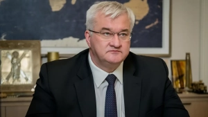 Ukraina zudlik bilan to‘liq o‘t ochishni to‘xtatishga tayyor ekanini ma’lum qildi