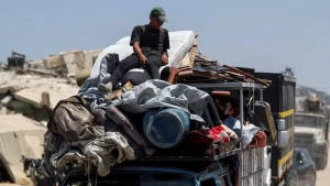 Palestinians are moving to a safe place from Gaza