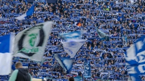 Shalke jamoasi Kristian Gomis bilan shartnoma imzoladi