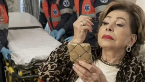 91-Year-Old Woman Refused to See Doctors Without Makeup