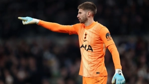 «Tottenxem» va «Napoli» darvozabonlarni o'zaro almashtirishni rejalashtirmoqda