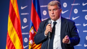 Laporta blamed the referees for making decisions in favor of Real.