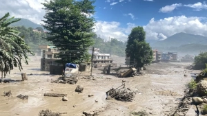 Nepalda muzlik ko'chishi oqibatida yuzlab insonlar halok bo'ldi