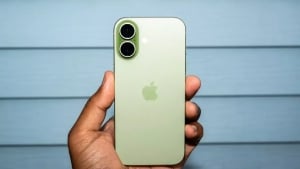 Toshkentda iPhone 17 bazaviy modellari sotila boshlandi