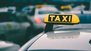 The income calculation for taxi drivers starts from zero