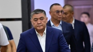 Qirg'izistonning sobiq yuqori lavozimli mulozimlari tergovga chaqirildi