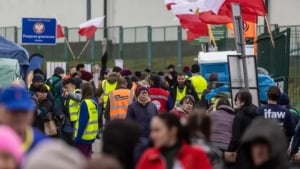 Polsha bir million ukrainalik qochqinni qabul qildi