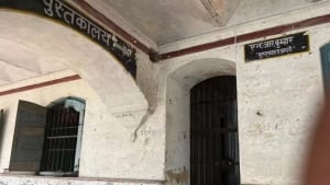 A unique underground library hidden beneath the ancient palace has been discovered!