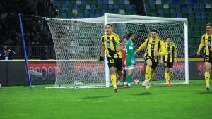 Neftchi Andijonni qattiq mag'lubiyatga uchratdi