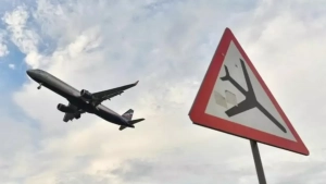 Polshada aeroportlar Rossiya dron hujumi sabab yopildi