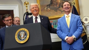 Trump launched a plan to buy Greenland