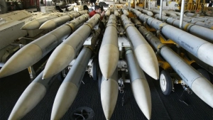 Pentagon RTX bilan AMRAAM raketalari ishlab chiqarishini kengaytirdi