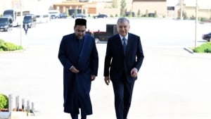 Mirziyoyev Islom sivilizatsiyasi markazini ko‘zdan kechirdi