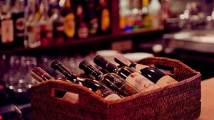 Tadbirkorlar uchun alkogol va tamaki savdosida yangi yengilliklar beriladi