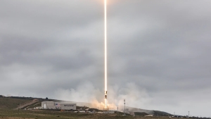 SpaceX «Starfall» apparati birinchi uchishni rejalashtirdi