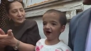 Nasiba Abdullayeva Tojikistonda jajji muxlisasi bilan birga qo'shiq kuyladi