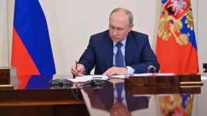 Putin awarded Nigmatilla Yuldoshev with the Order of Friendship