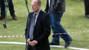 Tukmanov yangi stadion ochilishiga taklif kutmoqda