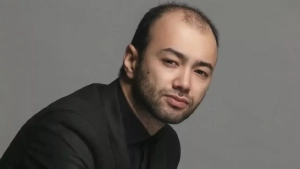 Alisher Uzoqov presented the new song “Oshiqman”