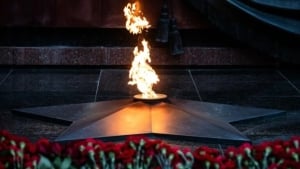 Abadiy olovdan sigaret yoqqan yigitga jazo tayinlandi