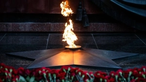 Abadiy olovdan sigaret yoqqan yigitga jazo tayinlandi