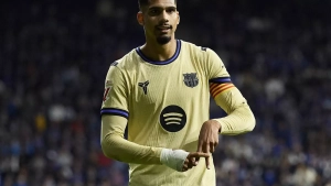 "Liverpool" and "Chelsea" are competing for Arauxo