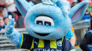 Manchester Siti Livramento uchun taklif tayyorlamoqda