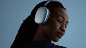 Apple AirPods Max 2 yangi H2 protsessori bilan taqdim etildi