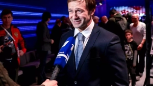 Sychyov “Irtysh”dan ketmaydi, firibgarlar sahifasini buzgan