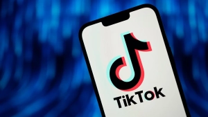 AQSH federal xizmatchilariga TikTok ilovasidan foydalanishga rasman ruxsat berildi