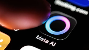 Meta sun'iy intellekt asosida ishlovchi yangi aqlli qurilmani sinovdan o'tkazadi