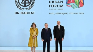 Shavkat Mirziyoyev Bokuda Butunjahon urbanizatsiya forumi sessiyasida ishtirok etdi