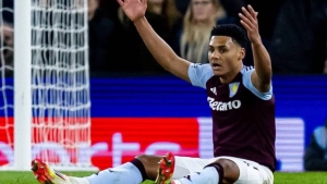 Manchester Yunayted Olli Uotkinsni himoya qilmoqda