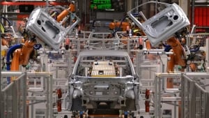 The production of Chevrolet Cobalt in Uzbekistan has increased, while Damas has decreased