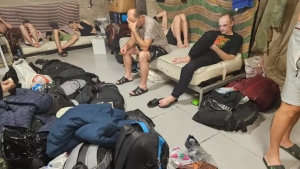 Rossiya-Gruziya chegarasida ukrainaliklar qiynalmoqda