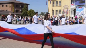 Russians want peace but trust is low