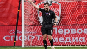 Jikiya "Antalyaspor"ga moslashmoqda, agent ijobiy baholadi
