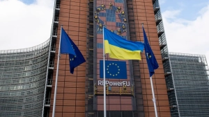 Yevroparlament Ukrainaga harbiy yordamni oshirishni talab qildi