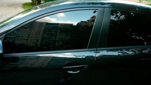 Avtomobil oynalarini qoraytirish narxi o'zgargani haqidagi xabarlar rad etildi