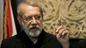 Ali Larijani Tramp siyosatini keskin tanqid qildi
